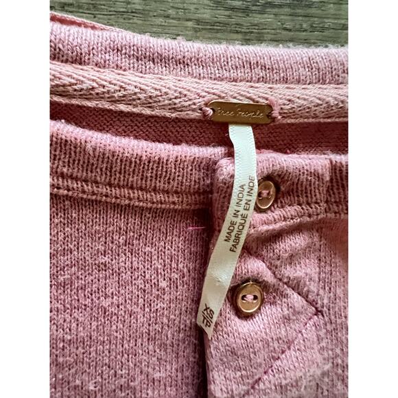 Free People Light Magic Henley Top Women's Blouse XS Pink Floral Peasant Boho - Picture 6 of 11